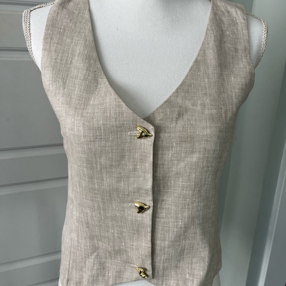 Elegant Beige High Waist Women's Shorts